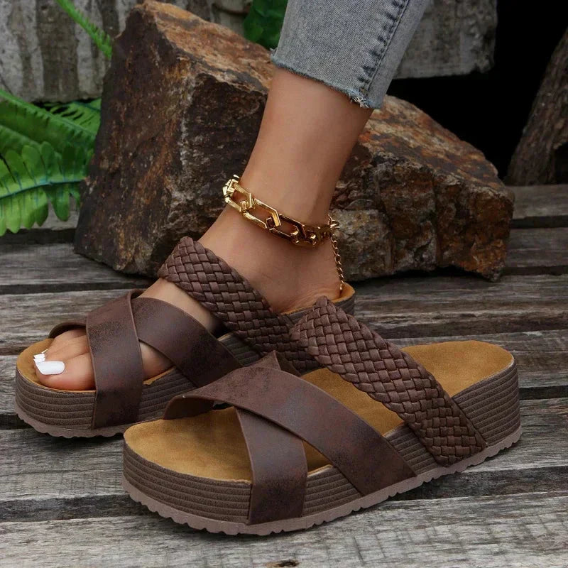 Komfortable orthopädische Sandalen