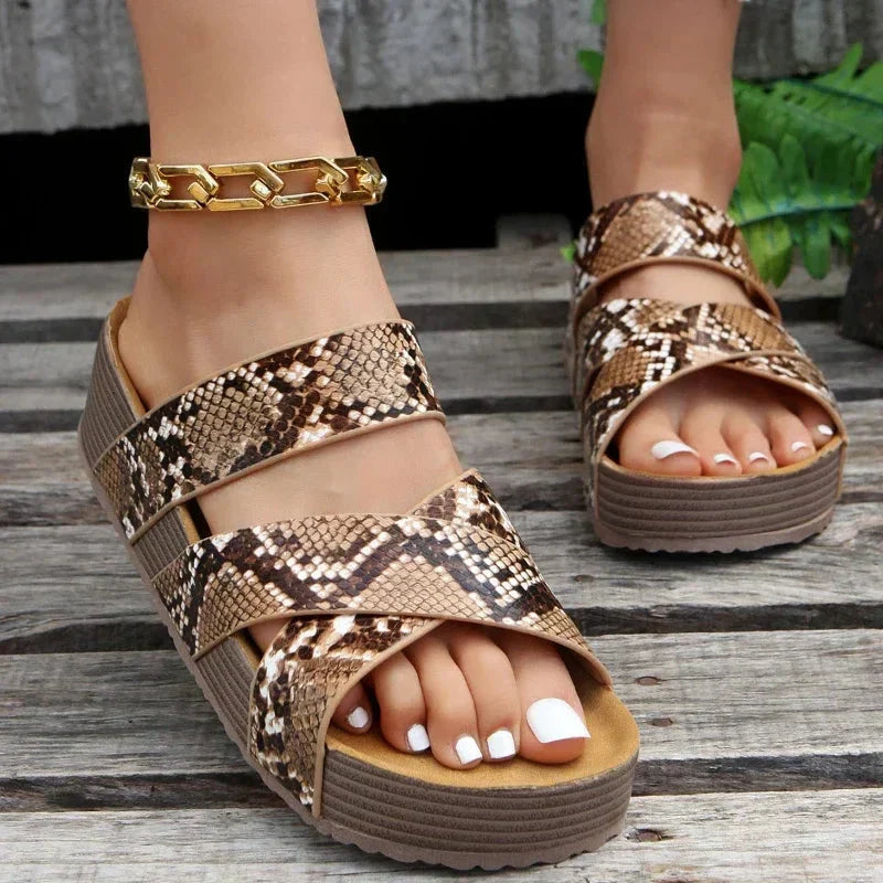 Komfortable orthopädische Sandalen